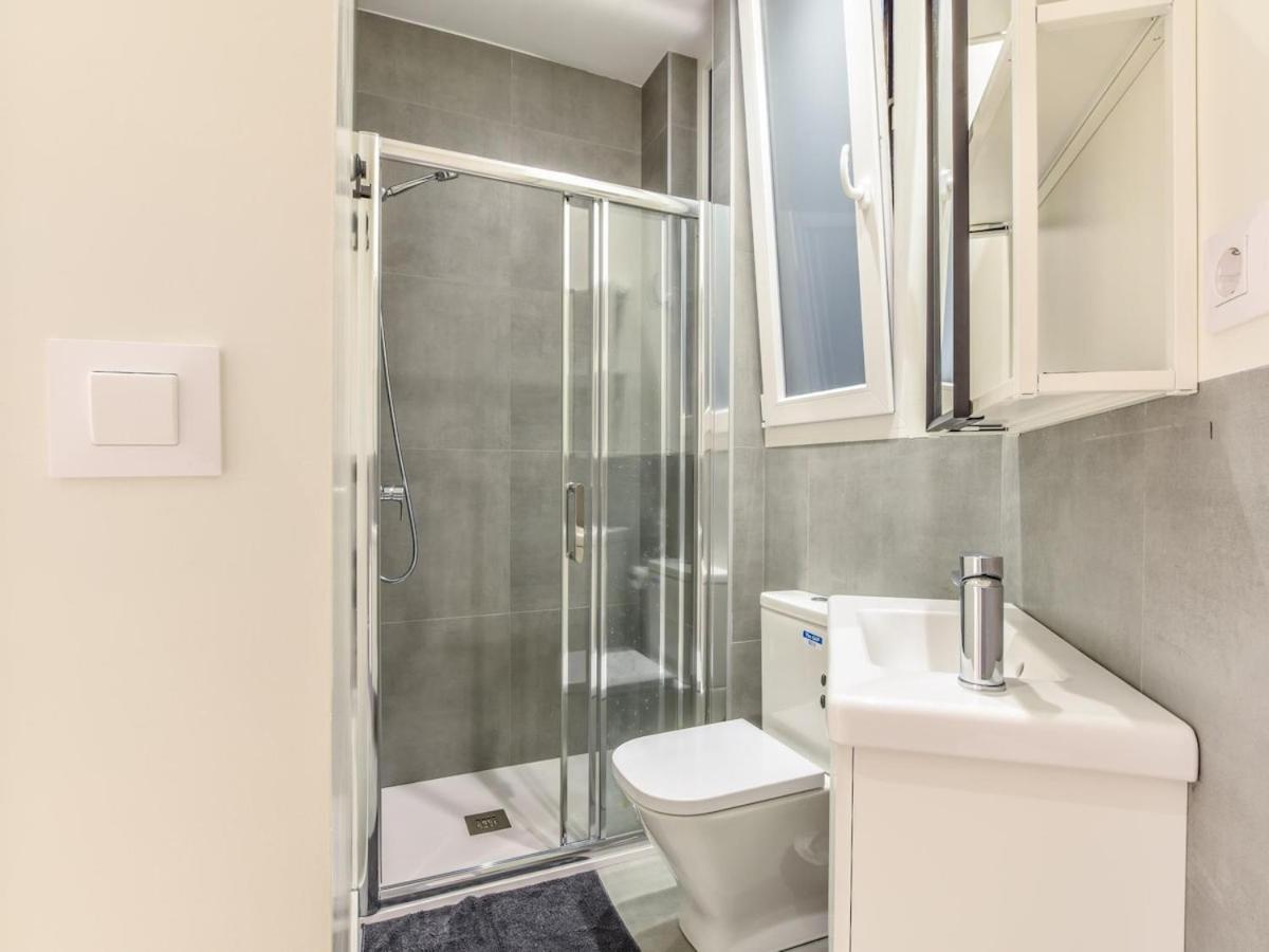 Apartamento En Plaza De Canalejas Apartment Madrid Bagian luar foto